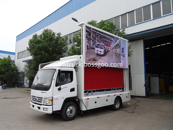 Outdoor Advertising Truck 1