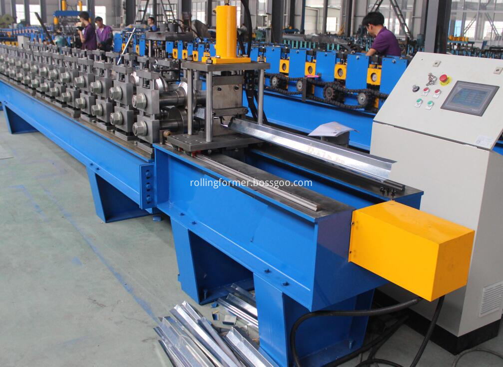 textured surfaces cyclonic batten rollforming line