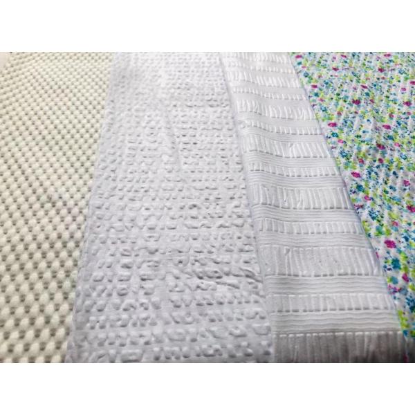 Polyester Print Fabric in Seersucker
