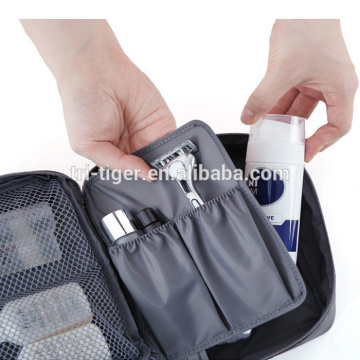 Easy to carry travel cosmetic bag