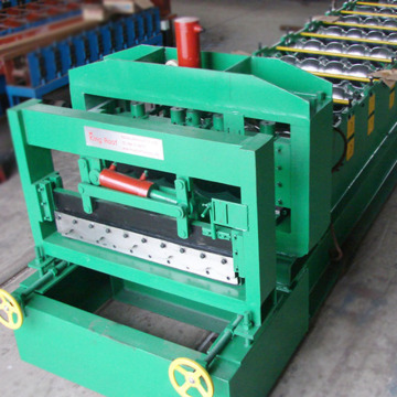 Advanced technology roofing roll forming glazed tile production line