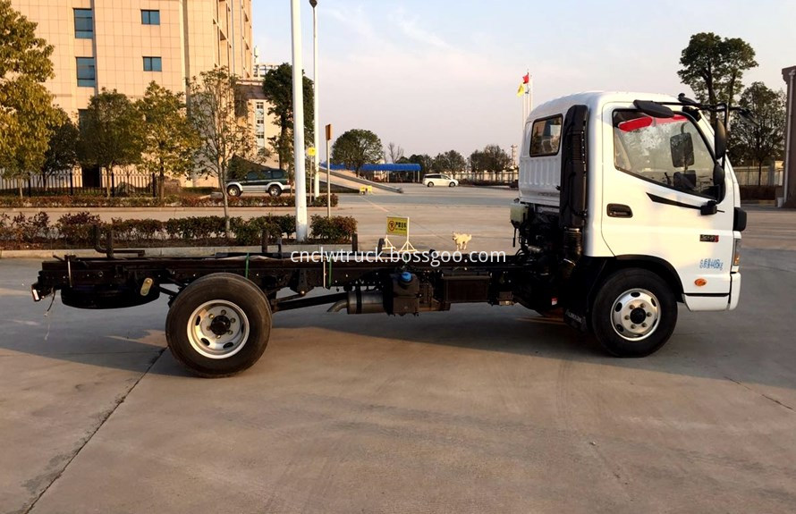 foton water truck  chassis 2