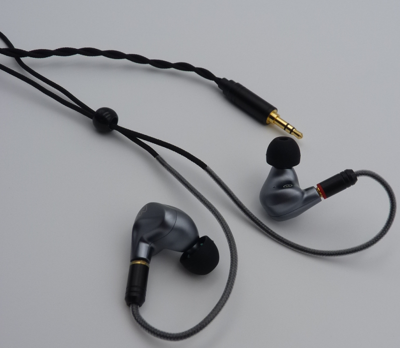 HiFi Earphones with Detachable Cable