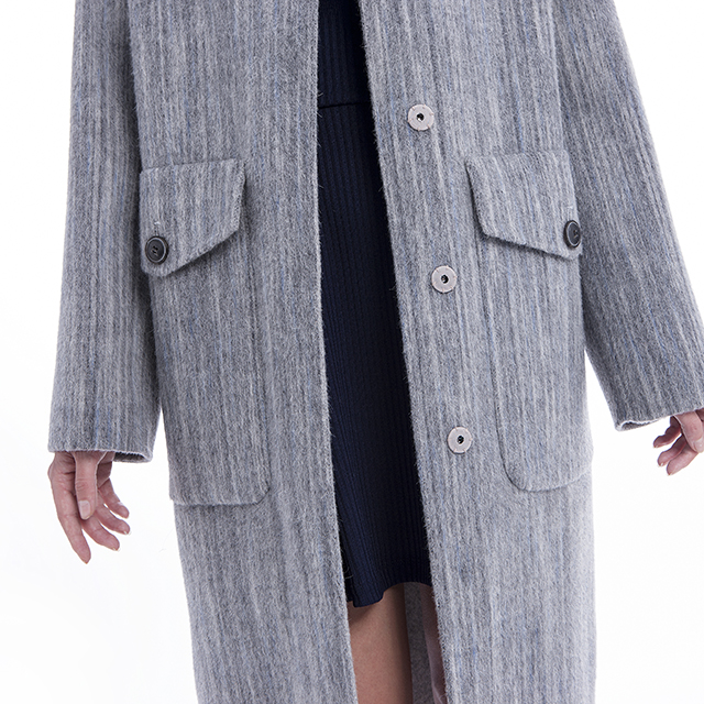 Cashmere overcoat lower body