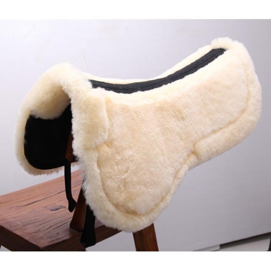 Horse equestrian sheepskin saddle pad with spine free