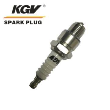 Small Engine Normal Spark Plug BP7HS