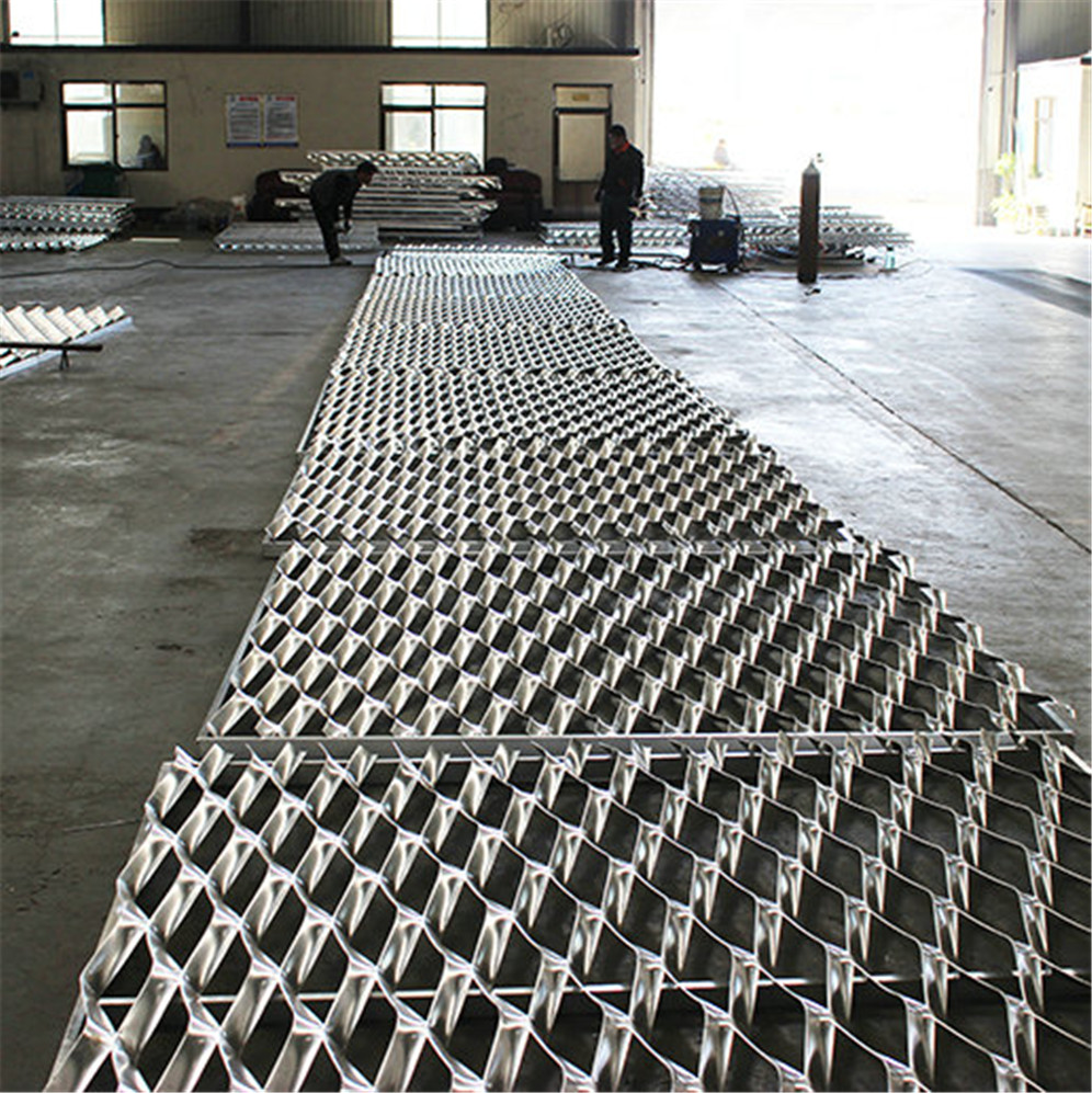 Expanded Metal Mesh 032