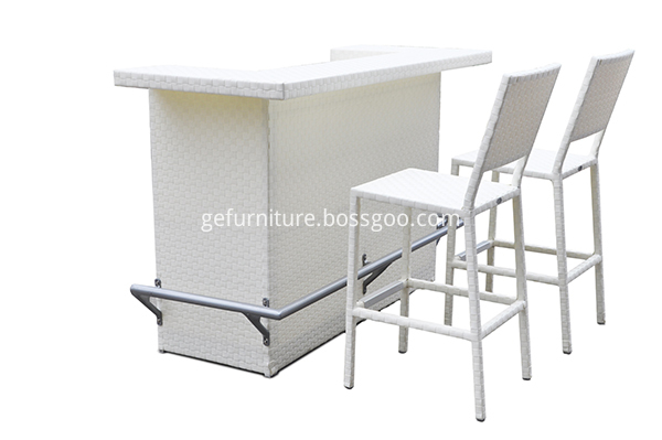 Rattan bar table and stool