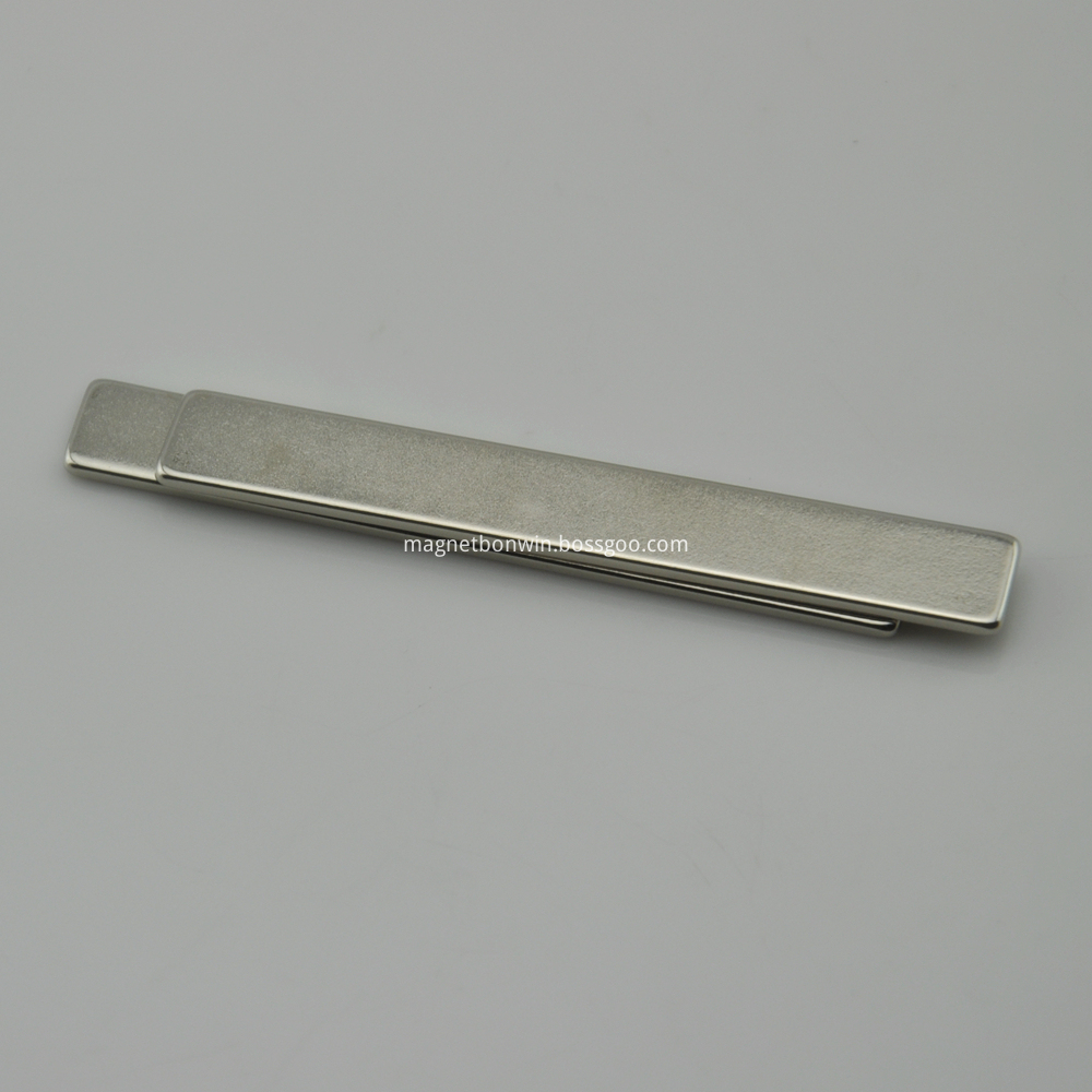 Thin rectangle neodymium magnet