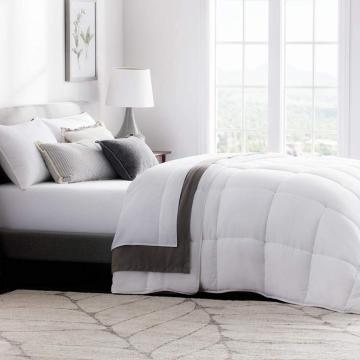 Quilted Down Alternative Hotel Style Comforter
