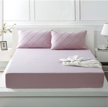 Fitted Bed Cover Stays Cool mattress protector