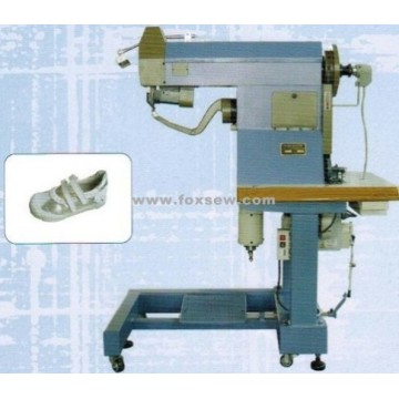Stitching machines for innersoles