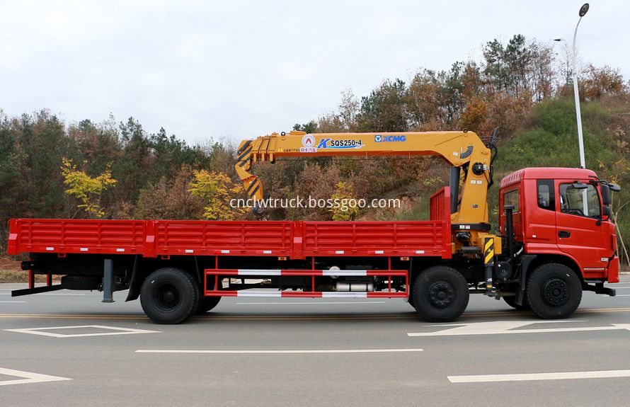 best crane trucks 2