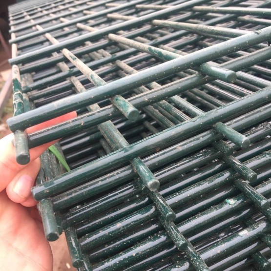 Galvanized double horizontal wire secure mesh fence