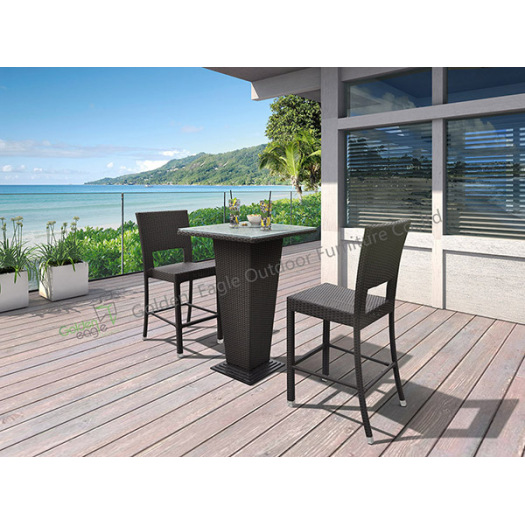 Outdoor Patio Furniture 7 piece table and chairs