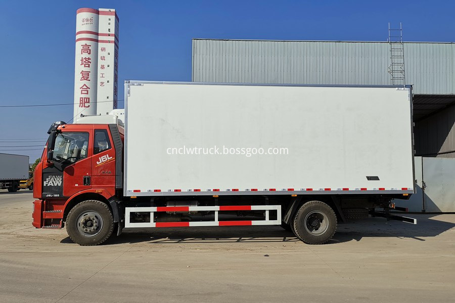 18 ton refrigerated truck 2