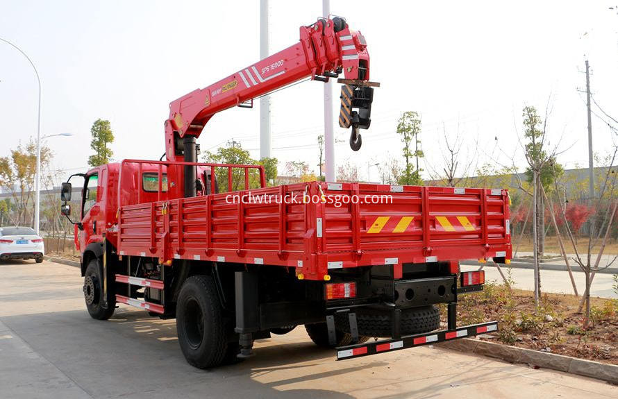 rear mounted crane truck 2