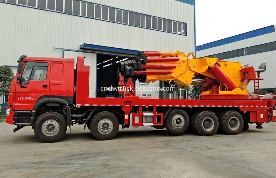 biggest crane truck