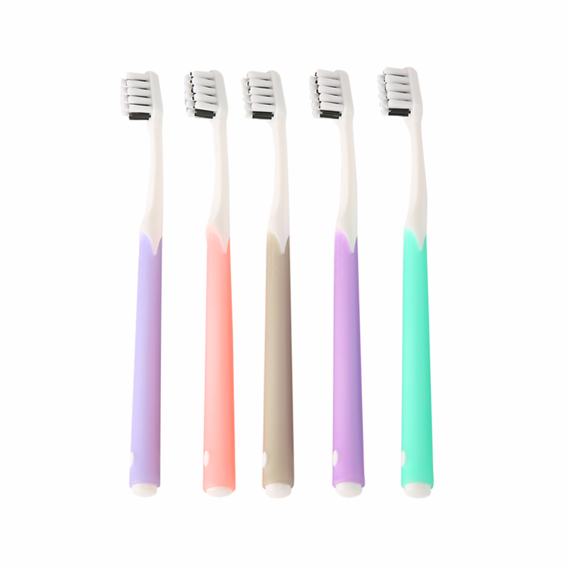 2019 Soft Plastic in Hand Adult OEM Toothbrush