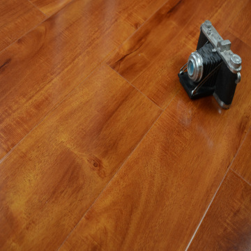 Hand-scraped Canadian Maple Laminate Flooring