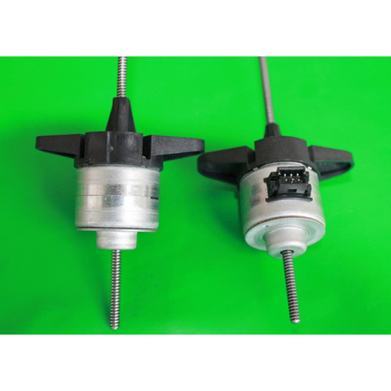 28mm PM Stepper Motor with Non-captive Shaft