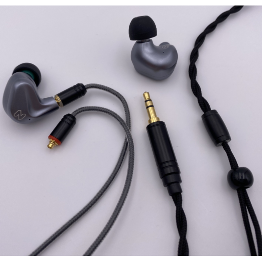 HiFi in-Ear Monitors for iOS and Android