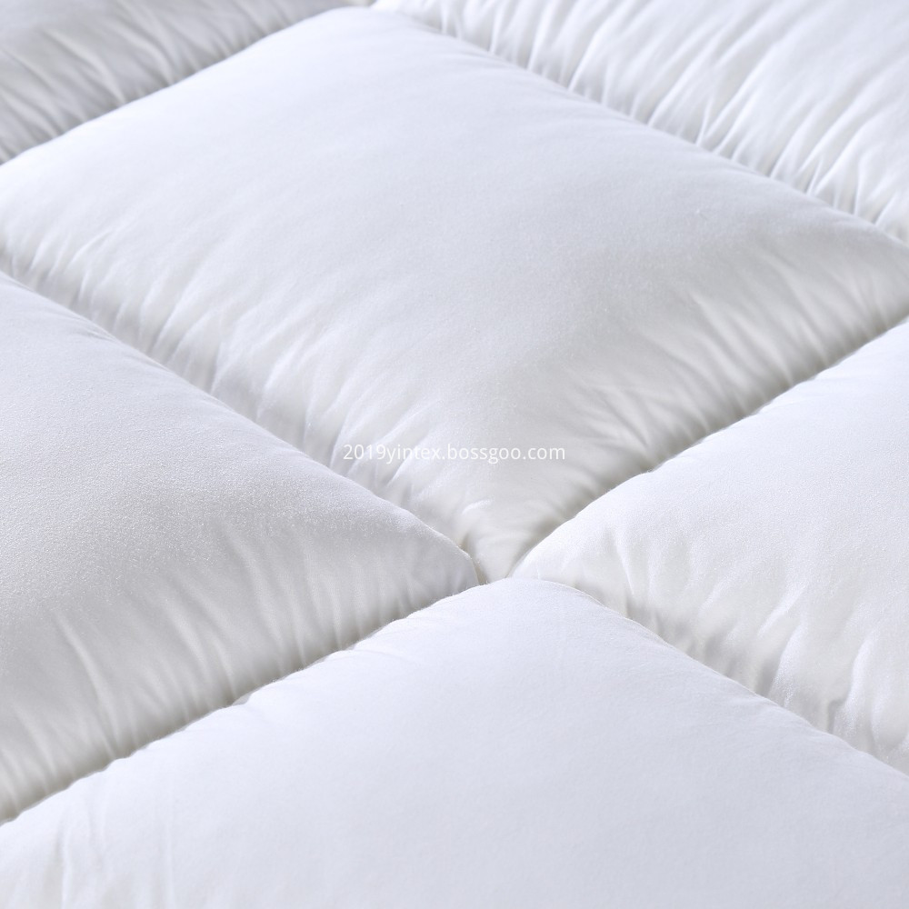 Microfiber Mattress Topper , Quilted Mattress Topper ,  Microfiber Mattress Topper  , White Cotton Cover Mattress Pad