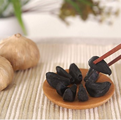 Peeled Black Garlic 1