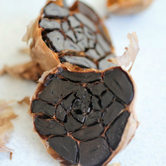 Whole Black Garlic 6