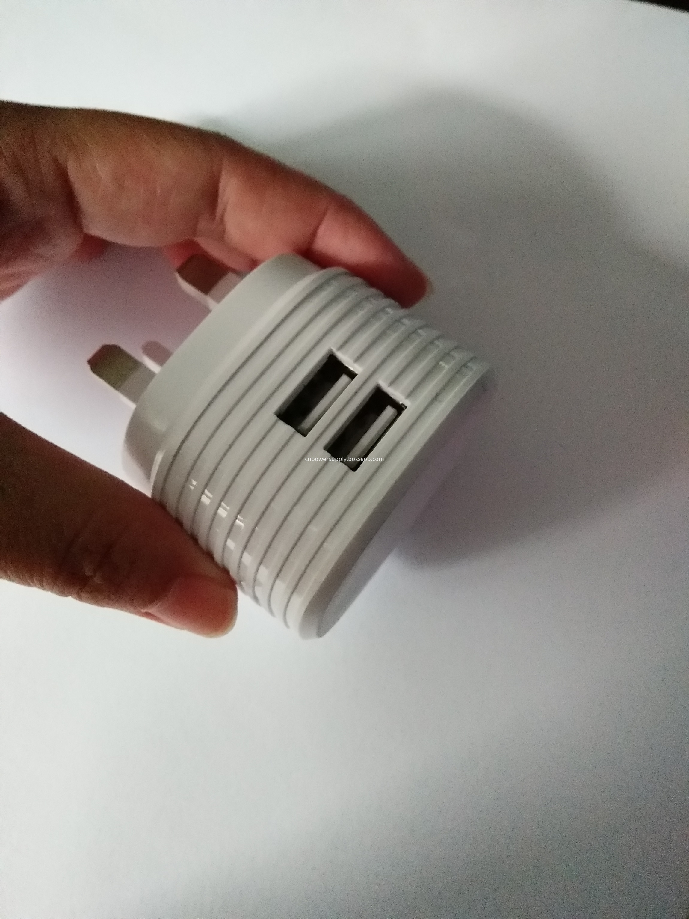 dual USB phone charger 5V2.4A