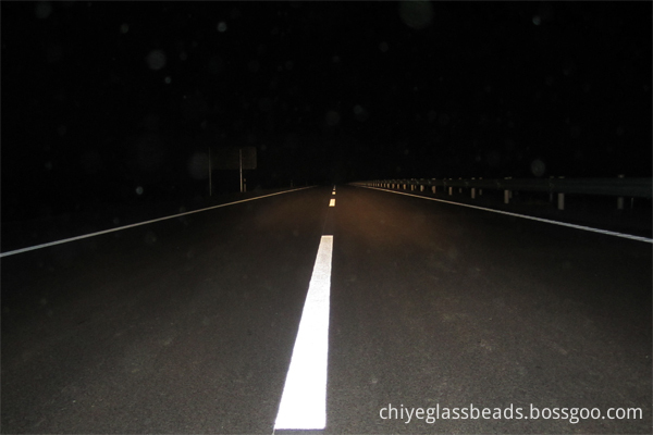 glass beads for roadmarking lines