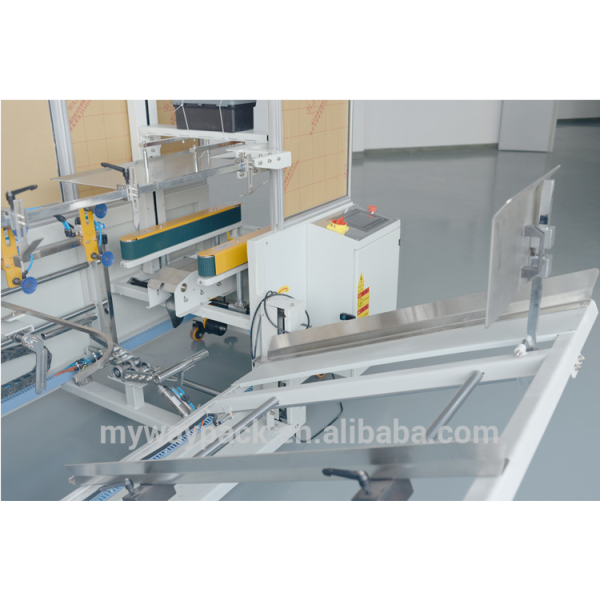 Auto case forming and bottom sealing machine