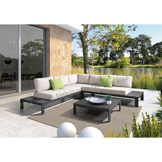 New-design Curved Wicker Outdoor Sofa Set with Cushion