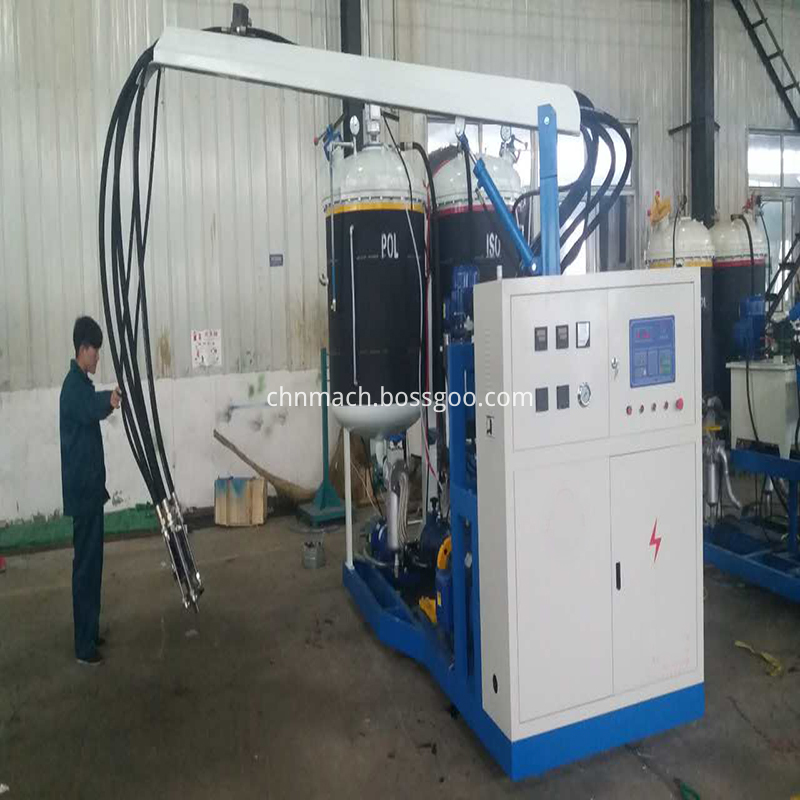 polyurethane pipeline injection