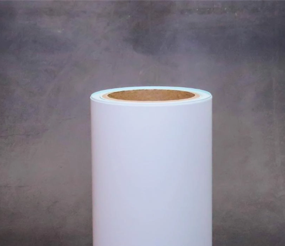Customizable self-adhesive thermal paper with clear printing