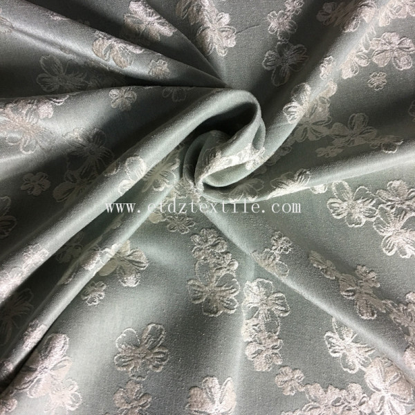 2017 Chenille Curtain Fabric in TOP Qualtiy