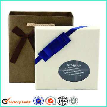 White Chocolate Box CardboardWith Clear Window Partition