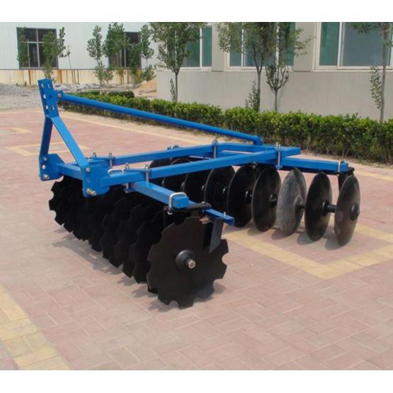 Farm disc harrow soil cultivating machine