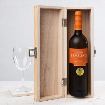 Engraved Wooden Wine Box
Engraved Wooden Wine Box -