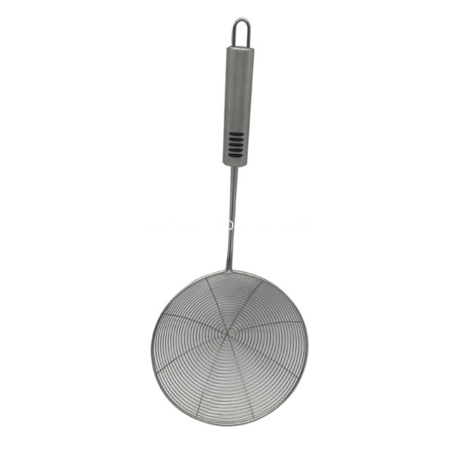 Stainless Steel Skimmer Strainer With Long Handle 1
