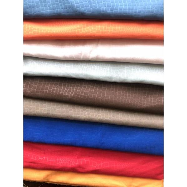 Polyester dyed emboss fabric for hometextile