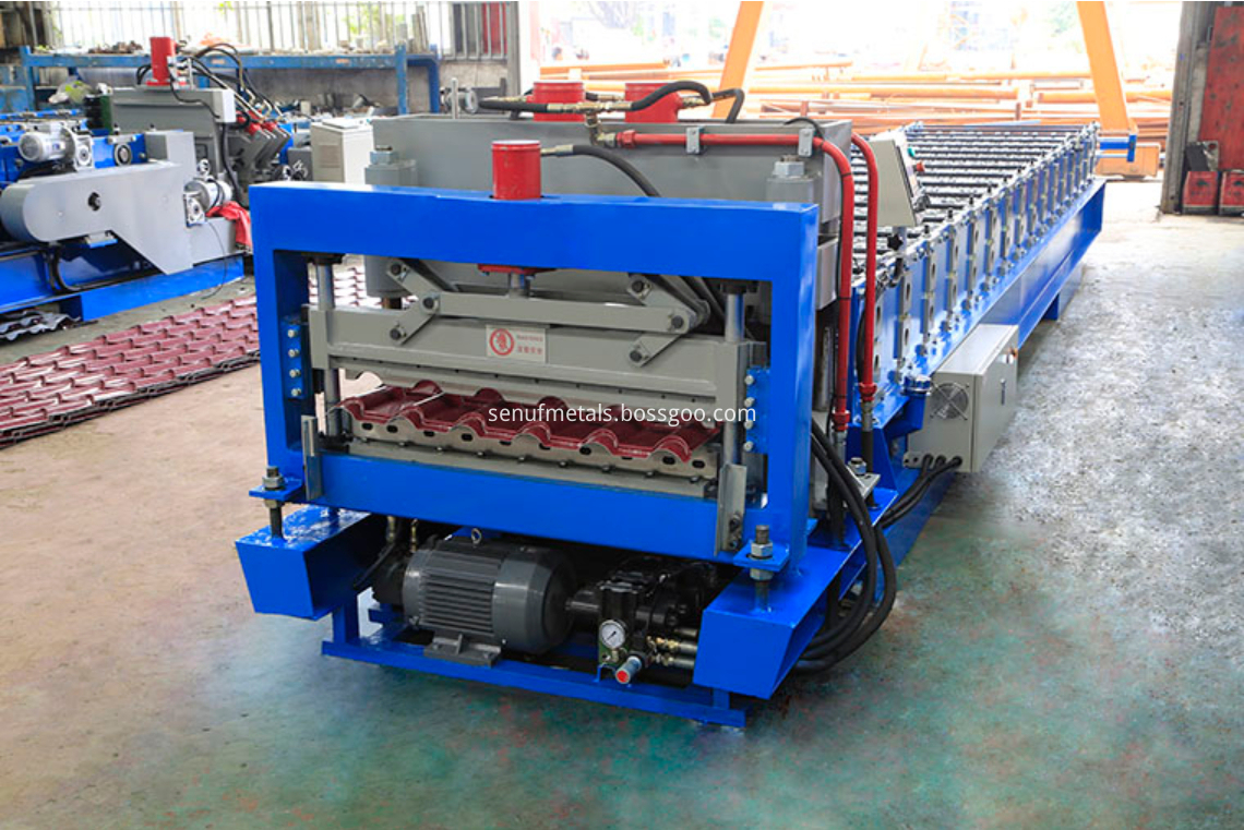 glazed tile forming machine